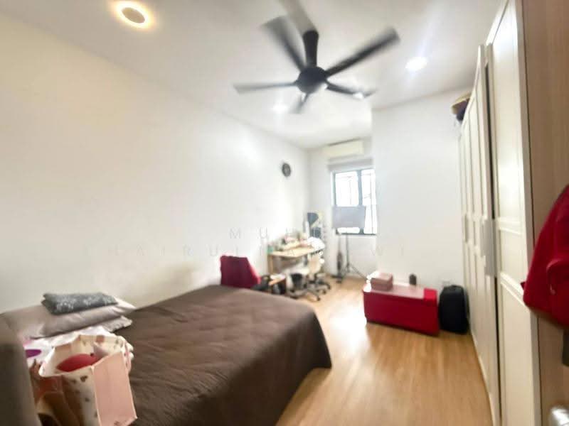 Rumah Teres 2-Tingkat untuk Dijual di Bukit Jelutong (Shah Alam) - Muhd Khairulnawawi Kamaruddin - Bedroom - PropertyGuru.com.my