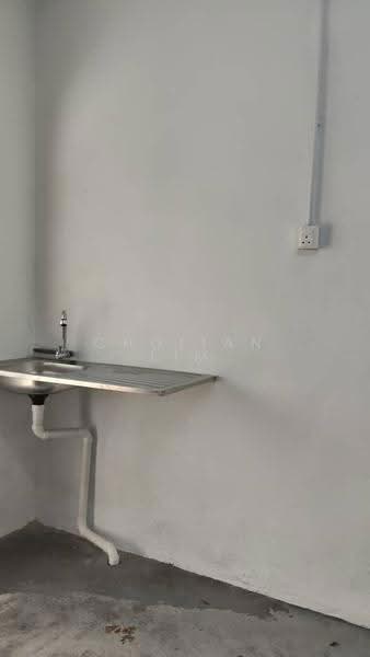 Flat for Sale at Bandar Teknologi Kajang Flat - Cholian Lim - Kitchen area - PropertyGuru.com.my