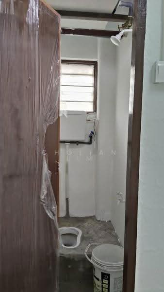 Flat for Sale at Bandar Teknologi Kajang Flat - Cholian Lim - Bathroom - PropertyGuru.com.my