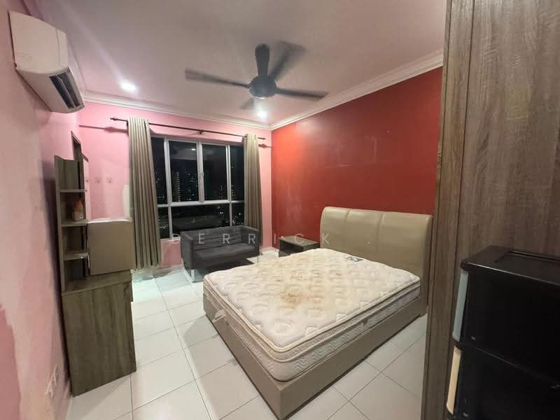 Kondominium untuk Disewa di The Golden Triangle Condominium - Derrick . - Bedroom - PropertyGuru.com.my