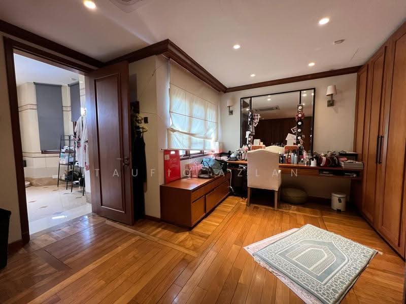 Bungalow House for Sale in Seri Kembangan (Selangor) - Taufiq Azlan - Interior - PropertyGuru.com.my