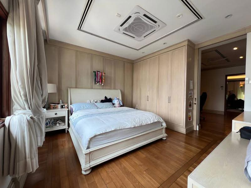 Bungalow House for Sale in Seri Kembangan (Selangor) - Taufiq Azlan - Bedroom - PropertyGuru.com.my