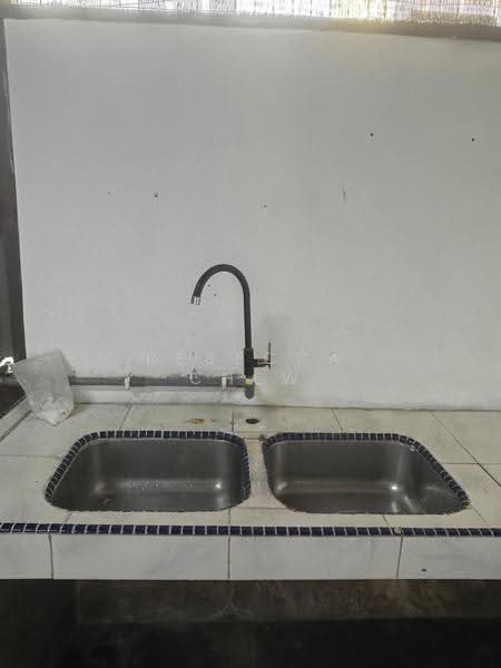 Terraced House for Rent in 42000 (Klang) - Rebecca Chew - Kitchen - PropertyGuru.com.my