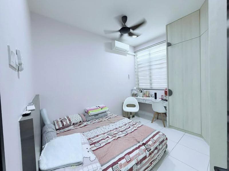 2-storey Terraced House for Sale in Bandar Seri Alam (Masai) - Karl Lim - Bedroom - PropertyGuru.com.my
