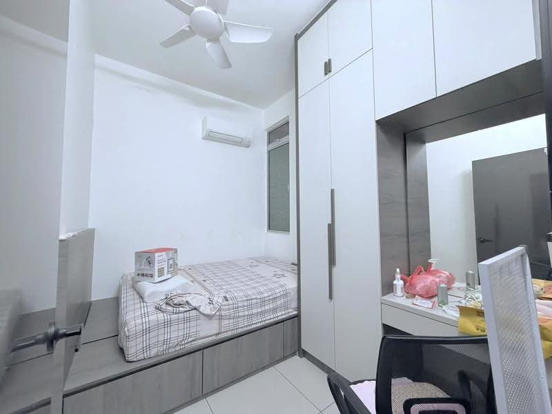 2-storey Terraced House for Sale in Bandar Seri Alam (Masai) - Karl Lim - Bedroom - PropertyGuru.com.my