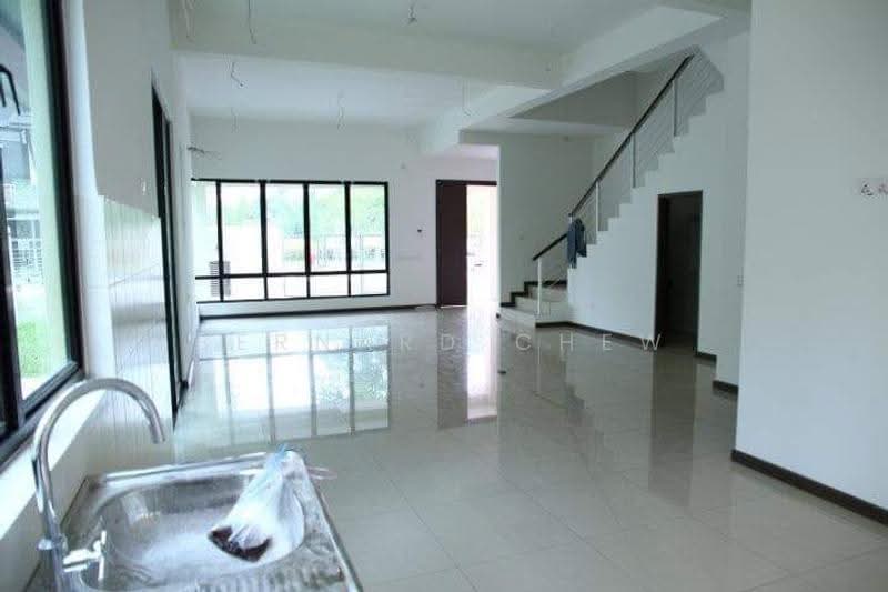 Rumah Teres 3-Tingkat untuk Dijual di Bandar Bayan Bahru (Bayan Lepas) - Bernard Chew - Living Room - PropertyGuru.com.my
