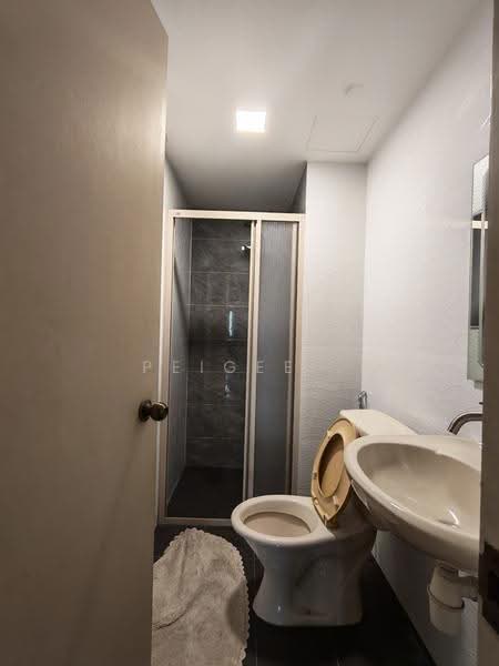 Kondominium untuk Dijual di Kiaramas Sutera - PeiGee . - Bathroom - PropertyGuru.com.my