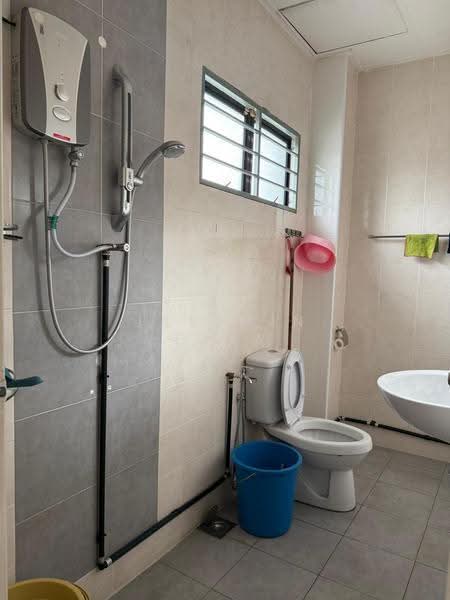 Rumah Teres 2.5-Tingkat untuk Dijual di Sutera Damansara (Damansara Damai) - Jasemin Chia - Bathroom - PropertyGuru.com.my