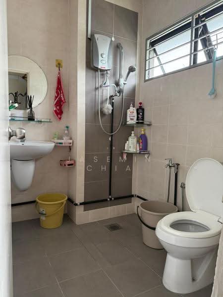 Rumah Teres 2.5-Tingkat untuk Dijual di Sutera Damansara (Damansara Damai) - Jasemin Chia - Bathroom - PropertyGuru.com.my