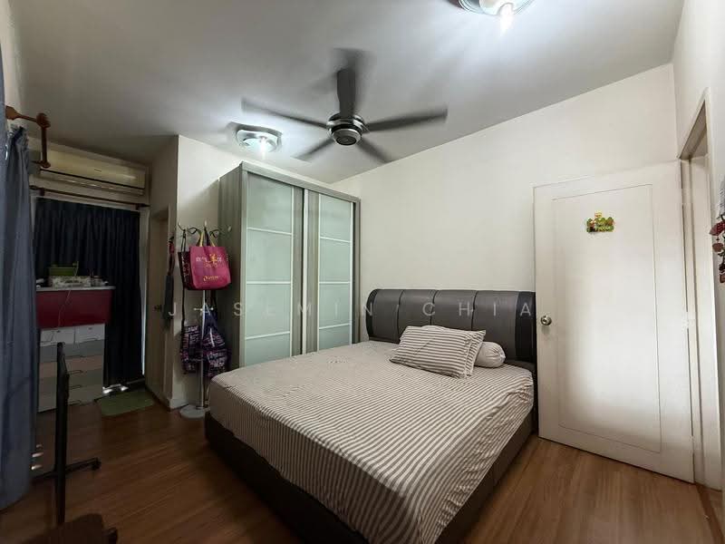 Rumah Teres 2.5-Tingkat untuk Dijual di Sutera Damansara (Damansara Damai) - Jasemin Chia - Bedroom - PropertyGuru.com.my