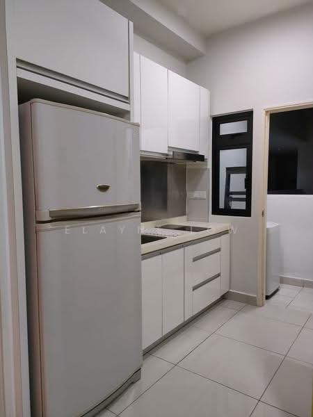 Kediaman Servis untuk Disewa di Meridin Suites @ The Meridin - Elayne Low - Kitchen - PropertyGuru.com.my