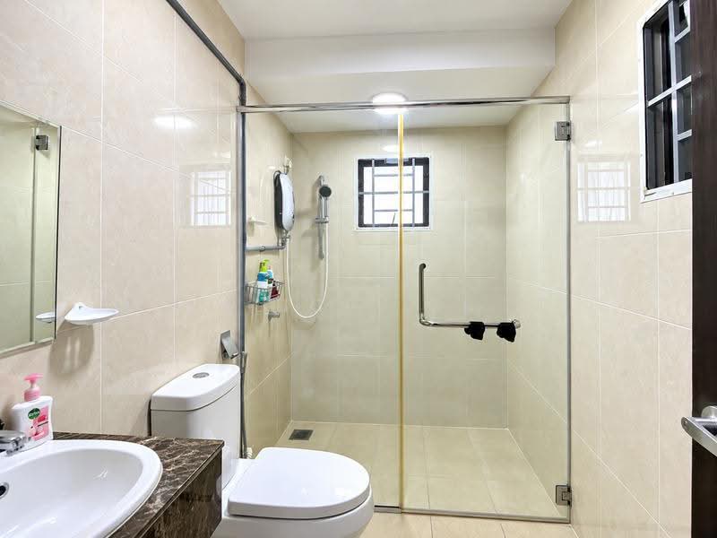 3-storey Terraced House for Sale in Puchong (Selangor) - Alice Lee - Bathroom - PropertyGuru.com.my