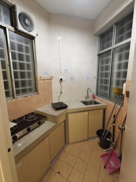 Kondominium untuk Disewa di Menara Menjalara - Cailyn Ng - Kitchen - PropertyGuru.com.my
