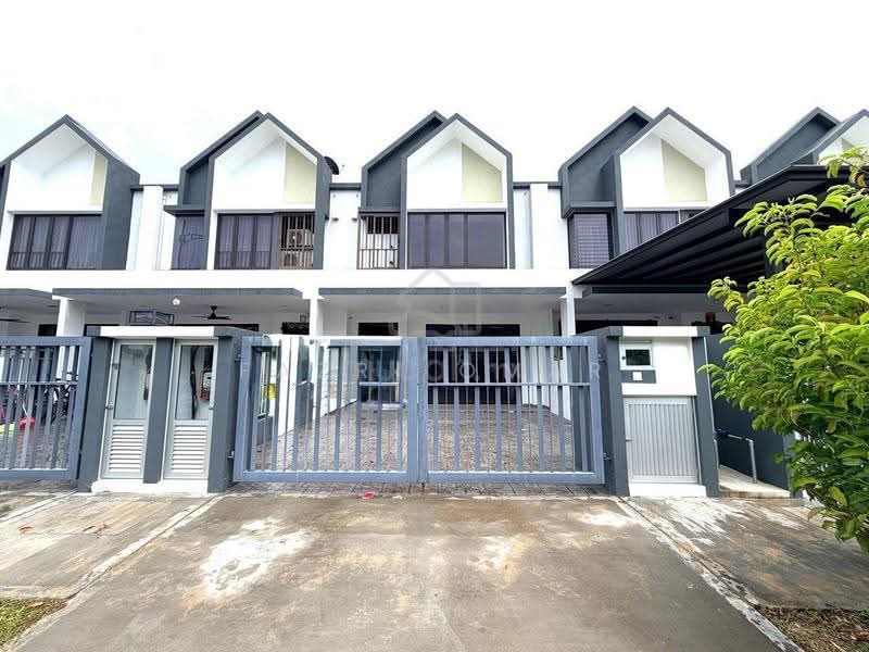 2-storey Terraced House for Sale in Sepang (Selangor) - Fazri Omar - Exterior - PropertyGuru.com.my