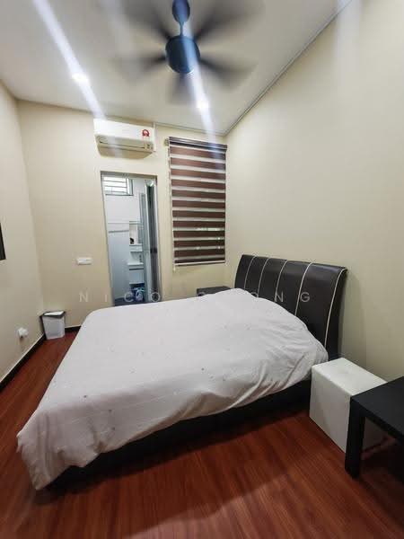 2-storey Terraced House for Sale in Taman Mount Austin (Tebrau) - Nico Chong - Bedroom - PropertyGuru.com.my
