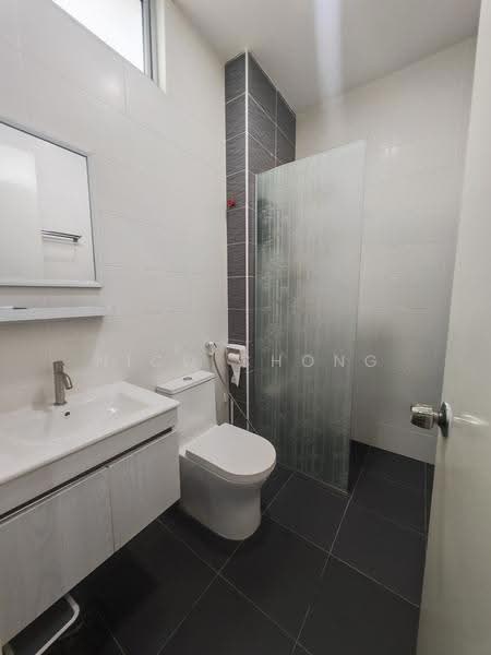 2-storey Terraced House for Sale in Taman Mount Austin (Tebrau) - Nico Chong - Bathroom - PropertyGuru.com.my
