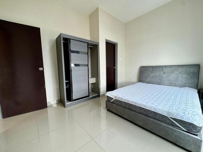 Kediaman Servis untuk Disewa di RESIDENSI KSL KANGKAR TEBRAU (KSL RESIDENCES 2) - Dominic Chow - Bedroom - PropertyGuru.com.my