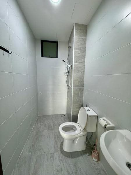 Kediaman Servis untuk Disewa di RESIDENSI KSL KANGKAR TEBRAU (KSL RESIDENCES 2) - Dominic Chow - Bathroom - PropertyGuru.com.my