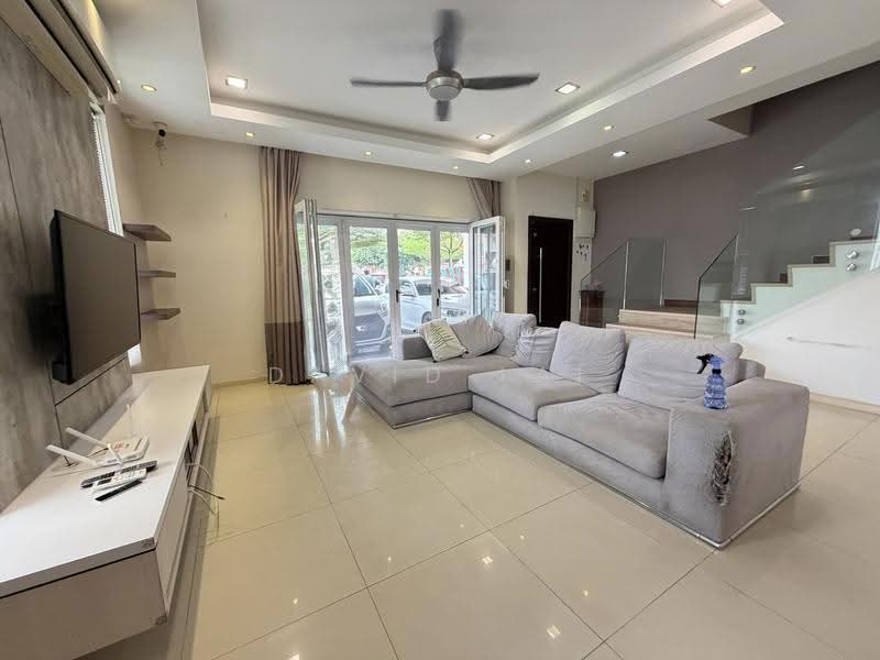 Rumah Berkembar untuk Dijual di Damansara Heights (Kuala Lumpur) - David Lai - Living Room - PropertyGuru.com.my