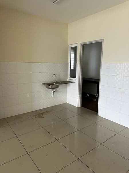 Condominium for Sale at Imperial Residence - Steve Tham - Kitchen - PropertyGuru.com.my