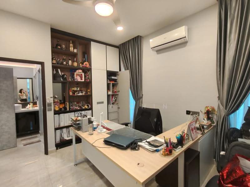 Cluster House for Sale in Taman Nusa Bestari (Iskandar Puteri (Nusajaya)) - Joey Chin - Study - PropertyGuru.com.my