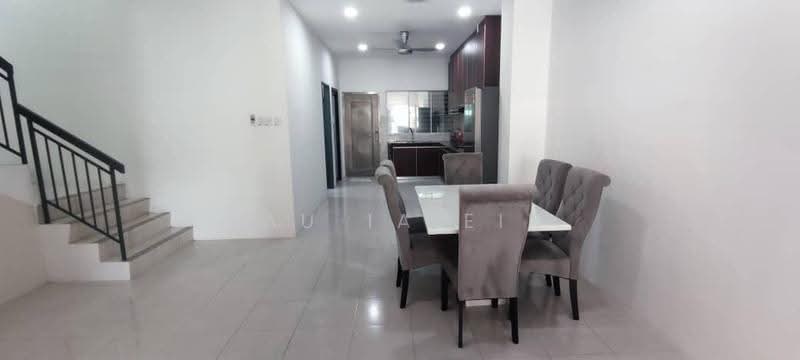 2-storey Terraced House for Rent in Taman Scientex Rawang (Rawang) - Lau Ia Ein - Dining Room - PropertyGuru.com.my