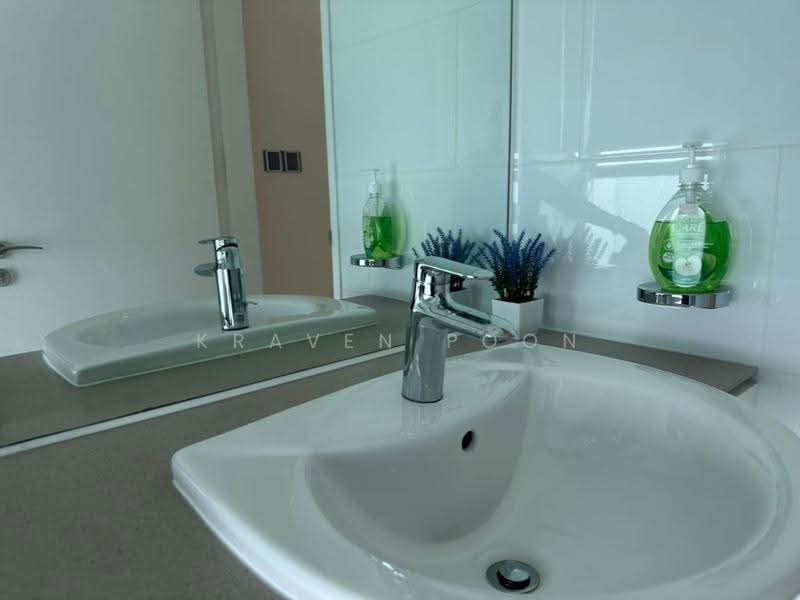 Service Residence for Sale at Senada Residence @ KLGCC Resort - Kraven Poon - Bathroom - PropertyGuru.com.my