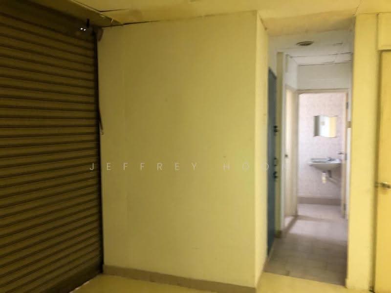 Shop for Rent in Taman Paramount (Petaling Jaya) - Jeffrey Hoon - Interior - PropertyGuru.com.my