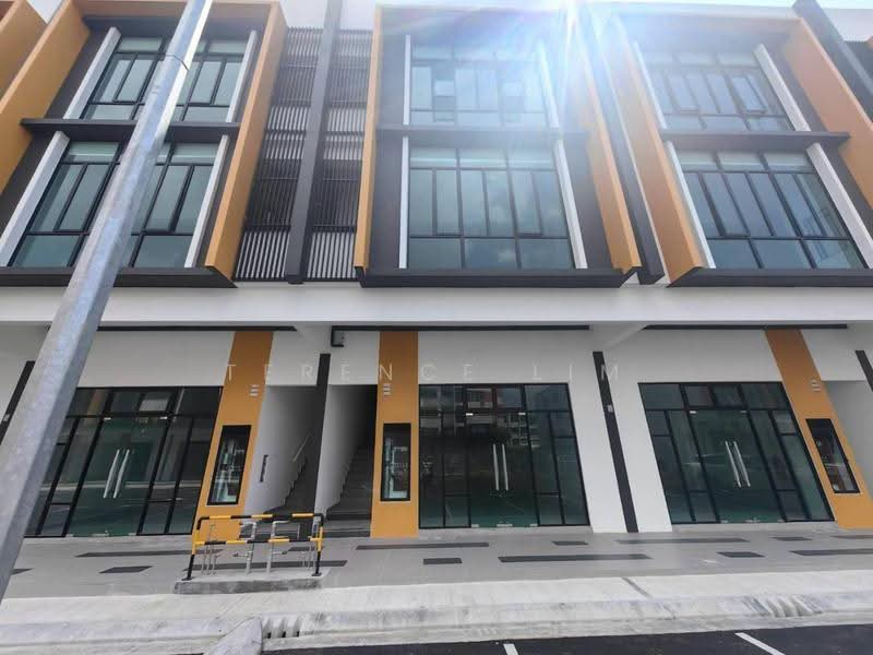 Kedai / Pejabat untuk Dijual di Bandar Baru Permas Jaya (Permas Jaya) - Terence Lim - Exterior - PropertyGuru.com.my