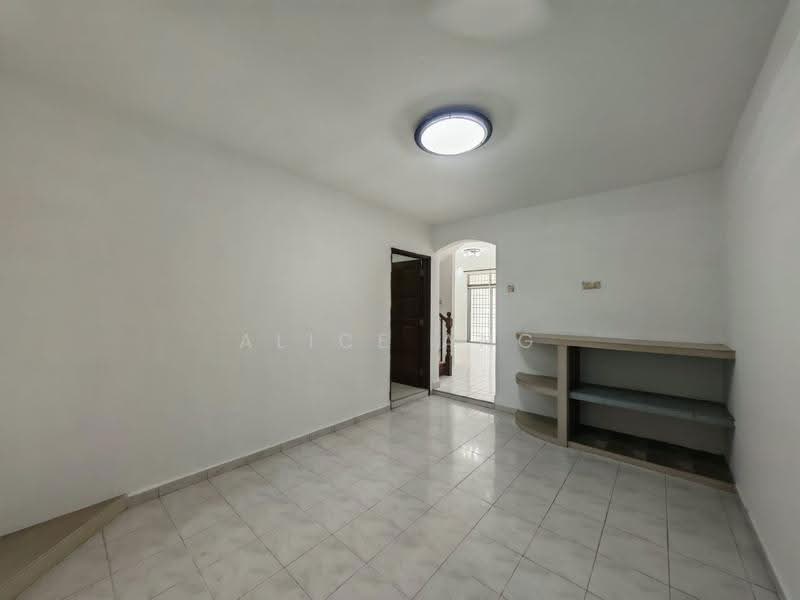 2-storey Terraced House for Sale in Taman Puteri Wangsa (Ulu Tiram) - Alice Ang - PropertyGuru.com.my
