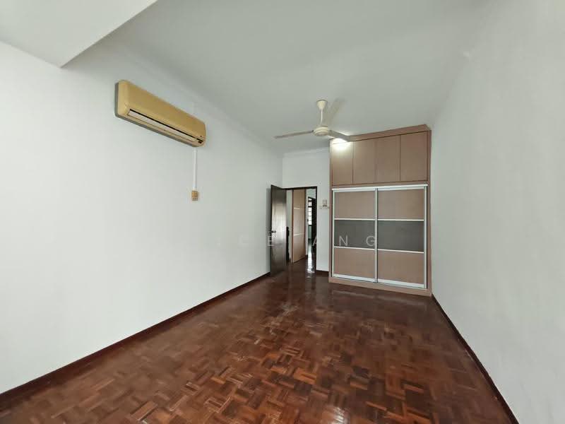 2-storey Terraced House for Sale in Taman Puteri Wangsa (Ulu Tiram) - Alice Ang - PropertyGuru.com.my