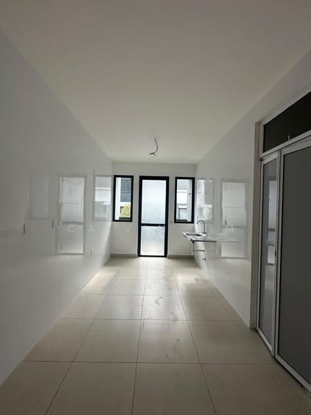 Townhouse for Sale in Eco Ardence (Setia Alam) - Calvin Lim - Kitchen - PropertyGuru.com.my