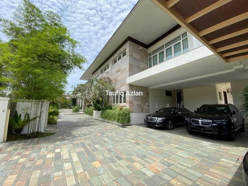 Bungalow House for Sale in Seri Kembangan (Selangor) - Taufiq Azlan - Exterior - PropertyGuru.com.my