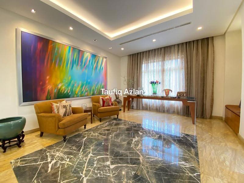 Bungalow House for Sale in Seri Kembangan (Selangor) - Taufiq Azlan - Living Room - PropertyGuru.com.my