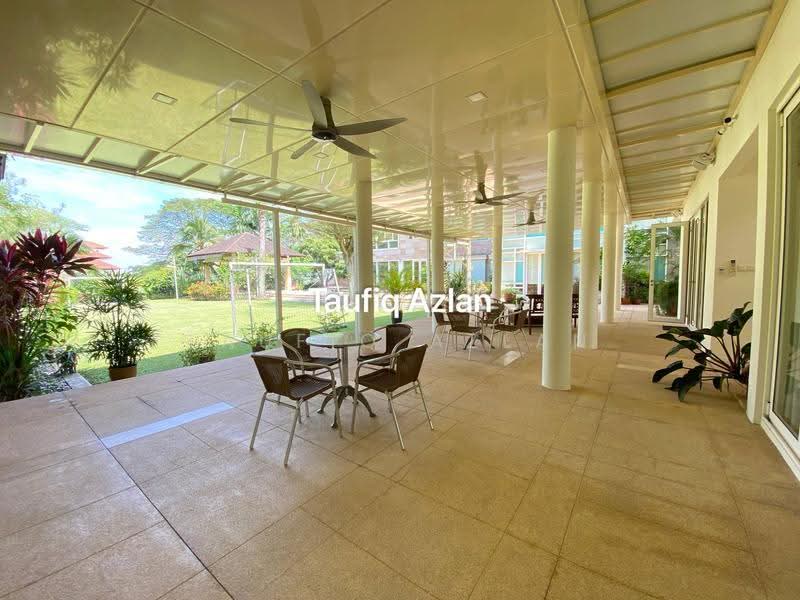Bungalow House for Sale in Seri Kembangan (Selangor) - Taufiq Azlan - Exterior - PropertyGuru.com.my