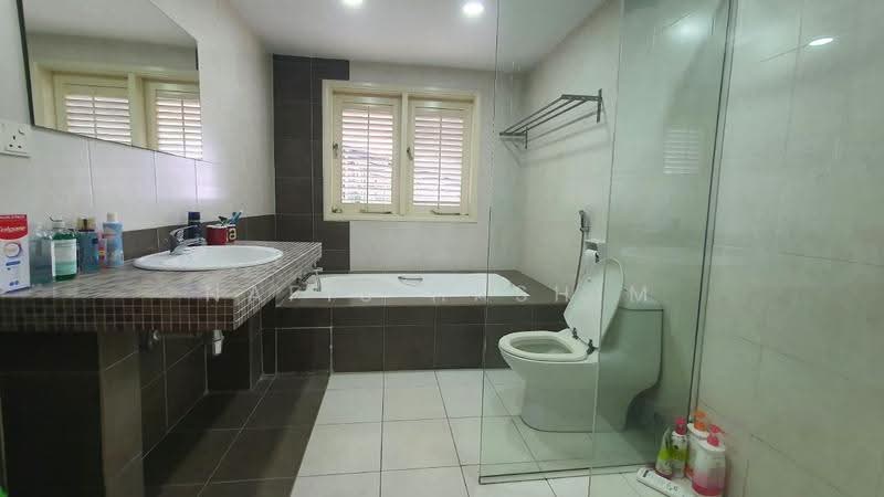 Condominium for Sale at Armanee Terrace - Nafis Hashim - Bathroom - PropertyGuru.com.my