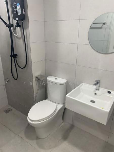 Pangsapuri untuk Disewa di Ixora Court - Erica Bong - Bathroom - PropertyGuru.com.my