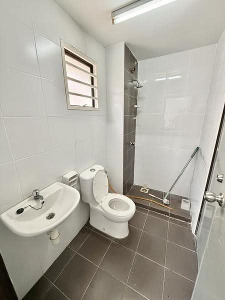 2-storey Terraced House for Sale in Bandar Damai Perdana (Cheras) - Danilo Lim - Bathroom - PropertyGuru.com.my
