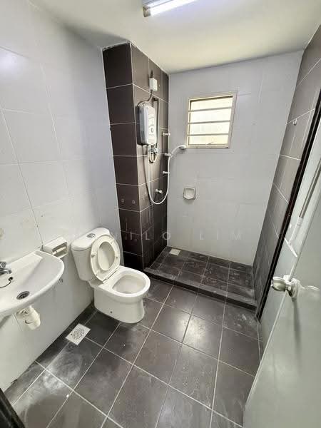 2-storey Terraced House for Sale in Bandar Damai Perdana (Cheras) - Danilo Lim - Bathroom - PropertyGuru.com.my