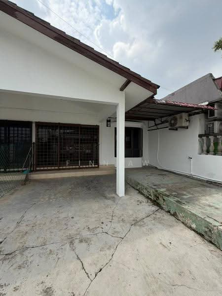 1-storey Terraced House for Sale in Taman Universiti (Skudai) - Finn Aw - Exterior - PropertyGuru.com.my