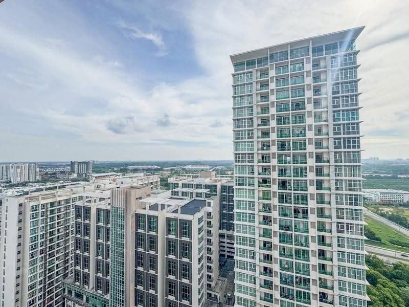Kondominium untuk Disewa di Mutiara Ville - RS Morine Nes - Exterior - PropertyGuru.com.my