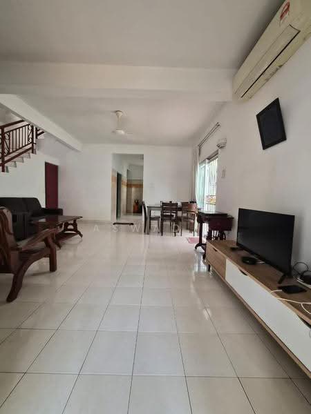 Rumah Teres 2-Tingkat untuk Dijual di Taman Pauh Jaya (Permatang Pauh) - Aswad . - Living Room - PropertyGuru.com.my