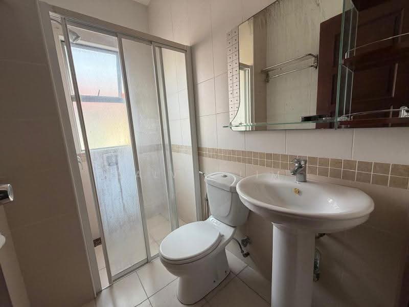 Semi-Detached House for Sale in Setia Eco Park (Setia Alam) - Calvin Lim - Bathroom - PropertyGuru.com.my