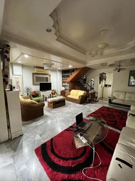Rumah Teres 2-Tingkat untuk Disewa di Usj 1 (Subang Jaya) - Albert Teng - Living Room - PropertyGuru.com.my