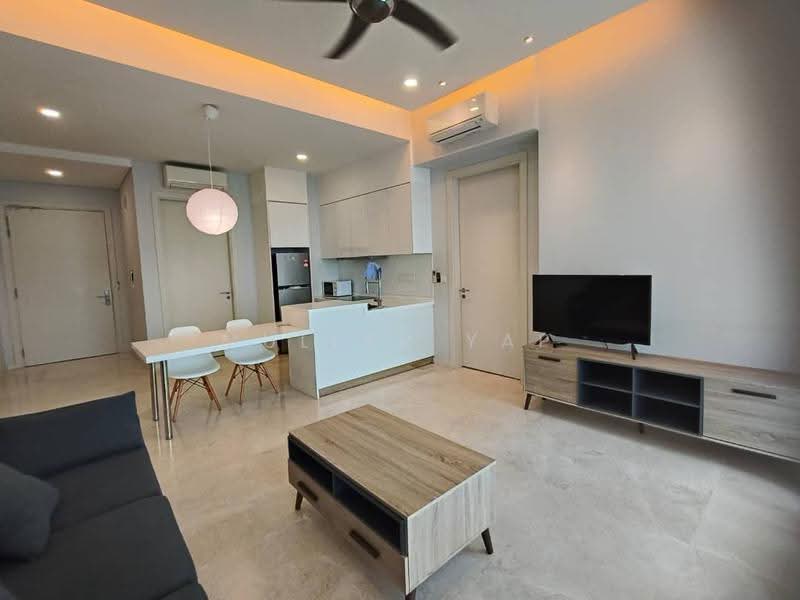 Kediaman Servis untuk Disewa di Vogue Suites One - Muller Yap - Living Room - PropertyGuru.com.my