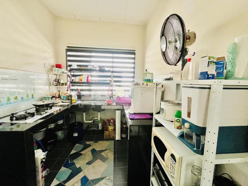 Rumah Teres untuk Dijual di Bandar Putera 2 (Klang) - Luqmanul Hakim - Kitchen - PropertyGuru.com.my