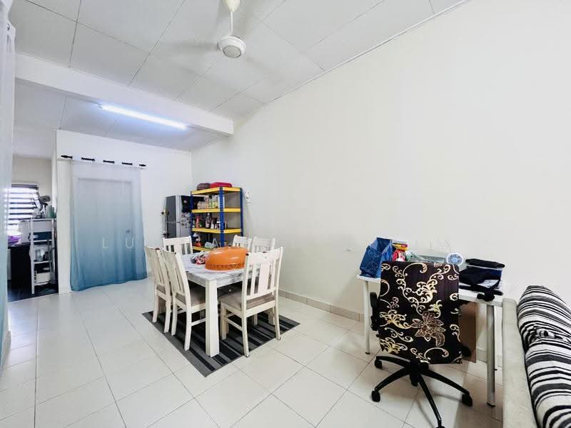 Rumah Teres untuk Dijual di Bandar Putera 2 (Klang) - Luqmanul Hakim - Dining Room - PropertyGuru.com.my