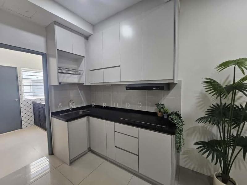 Rumah Teres 2-Tingkat untuk Disewa di Dengkil (Selangor) - Amirruddin . - Kitchen - PropertyGuru.com.my