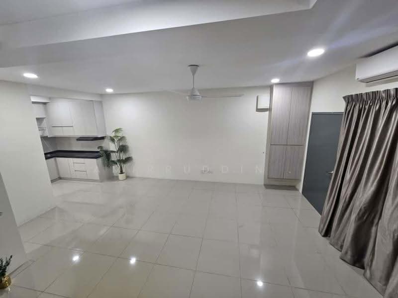 Rumah Teres 2-Tingkat untuk Disewa di Dengkil (Selangor) - Amirruddin . - Kitchen - PropertyGuru.com.my