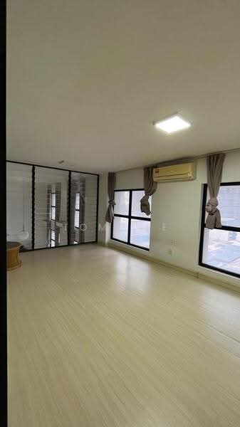 Kediaman Servis untuk Disewa di SOHO @ Empire City - Tom Lee - Living Room - PropertyGuru.com.my